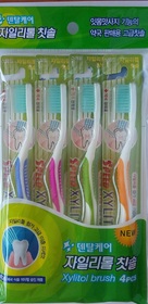 Toothbrush with xylitol, 3+1